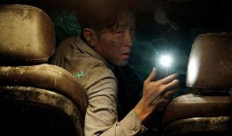 韩国电影隧道在线观看,韩国惊悚电影，在线观看揭秘生死逃亡