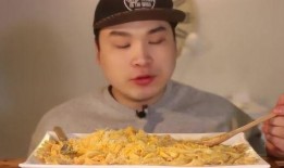 爆料哥吃意大利面视频,美食诱惑引网友热议